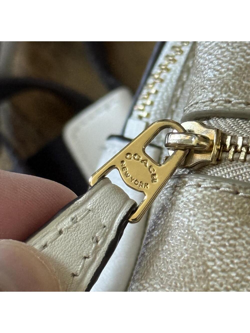 Coach Mini Charlie Signature Backpack 🤎 - Picture 5 of 9